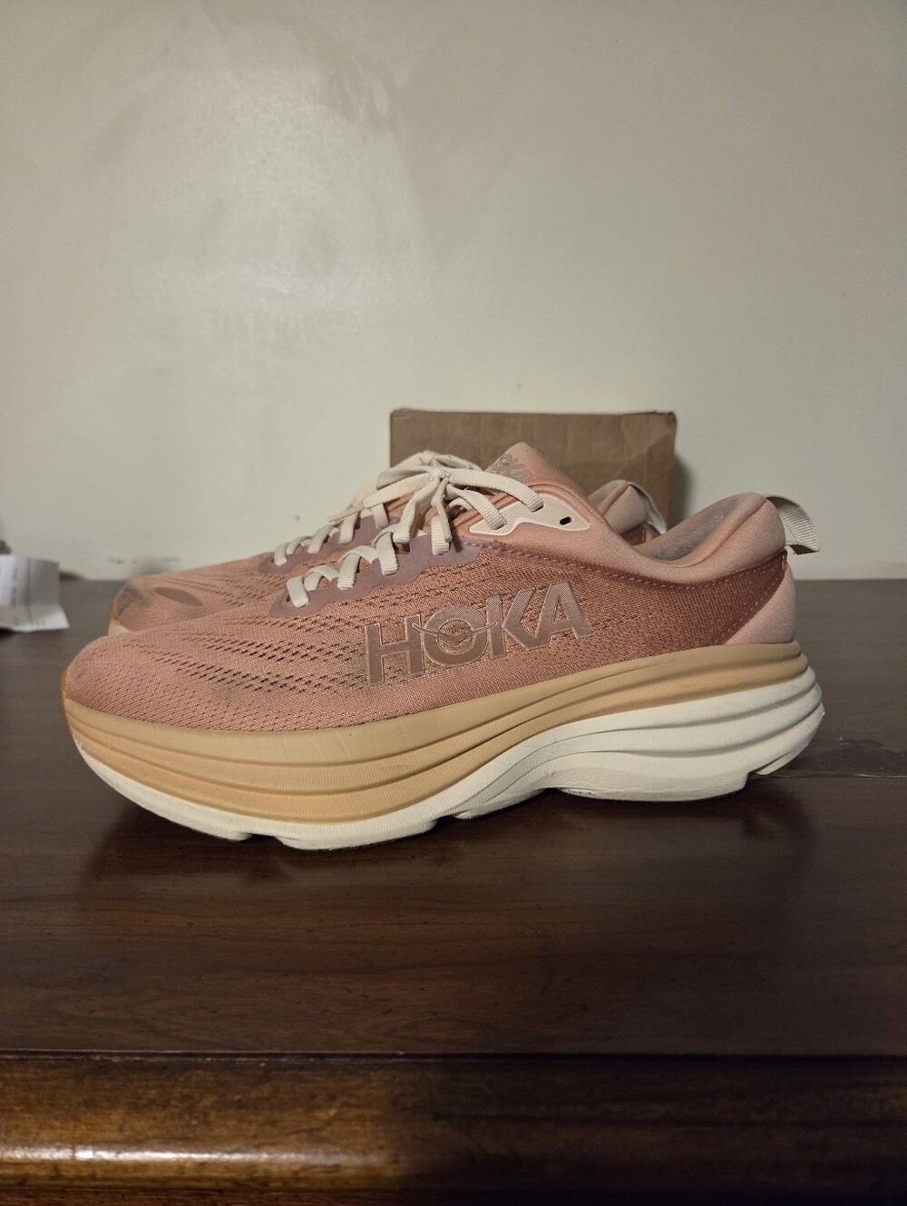 Hoka One Bondi 8 1127952-SNC Running Shoes Sandstone Cream Womens Sz 10.5B Used